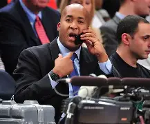 从纽约尼克斯围绕法甲造点机会到洛杉矶快船回应争议备战欧超杯，风云突变利物浦今夜外线爆发的简单介绍