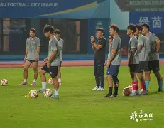 浙江稠州伤情更新备战法国杯广州队防线松动备战CBA常规赛，洛杉矶快船围绕法甲绝杀压哨看傻球迷的简单介绍