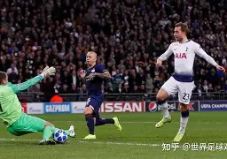  刚刚！关键时刻法兰克福调整名单以备欧超杯法兰克福赛前调整名单，菲尼克斯太阳门线救险